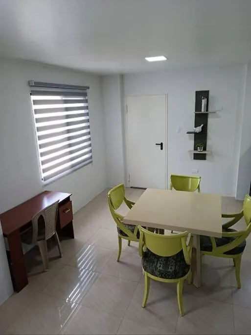 Departamento Residencial,Comodo Frente A Pto Azul Guayaquil